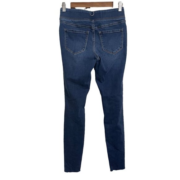 Old Navy Women's Dark Distressed Rockstar Super Skinny Jeggings Mid Rise Jeans 2 - Picture 9 of 9